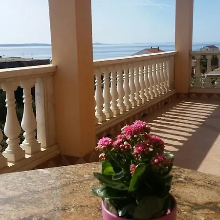 Dantin Apartament Kožino