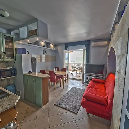 Dantin Apartament Kožino